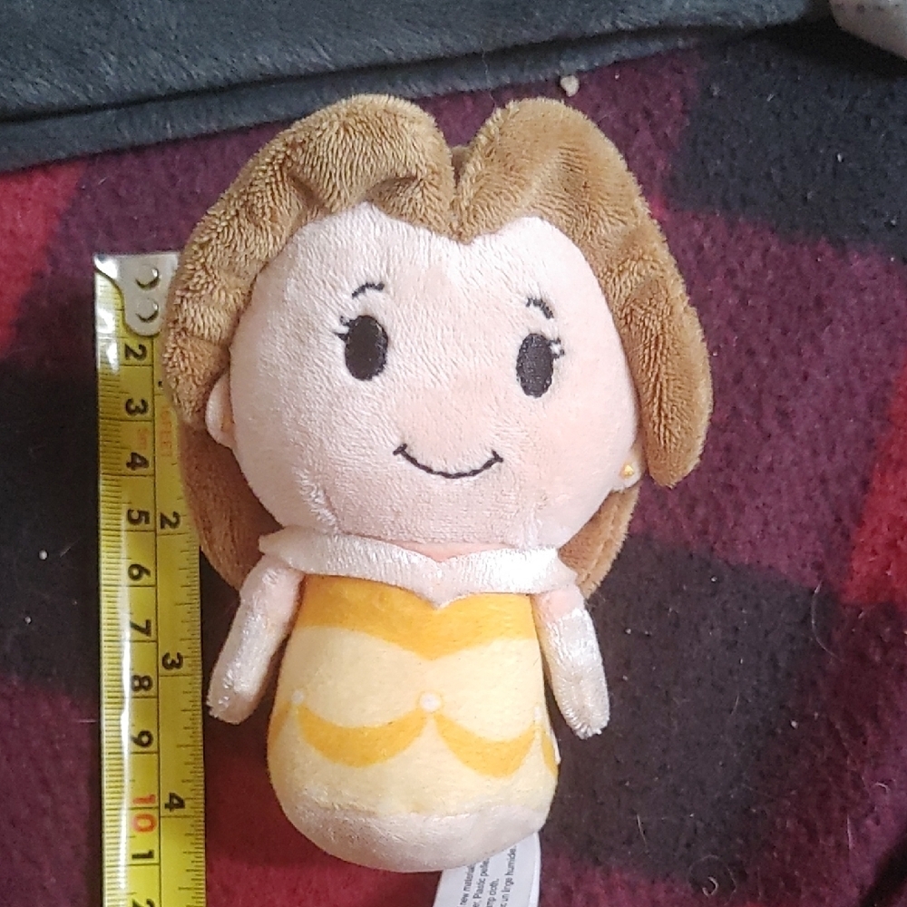 Itty Bitty Belle